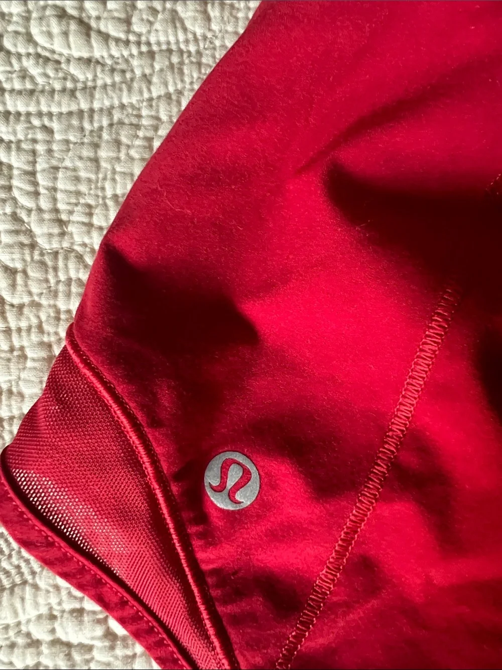 lululemon athletica lightweight athletic